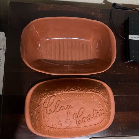 Vintage Clay Pot Cooker with Grape Pattern Design Terracotta - Picture 6 of 9